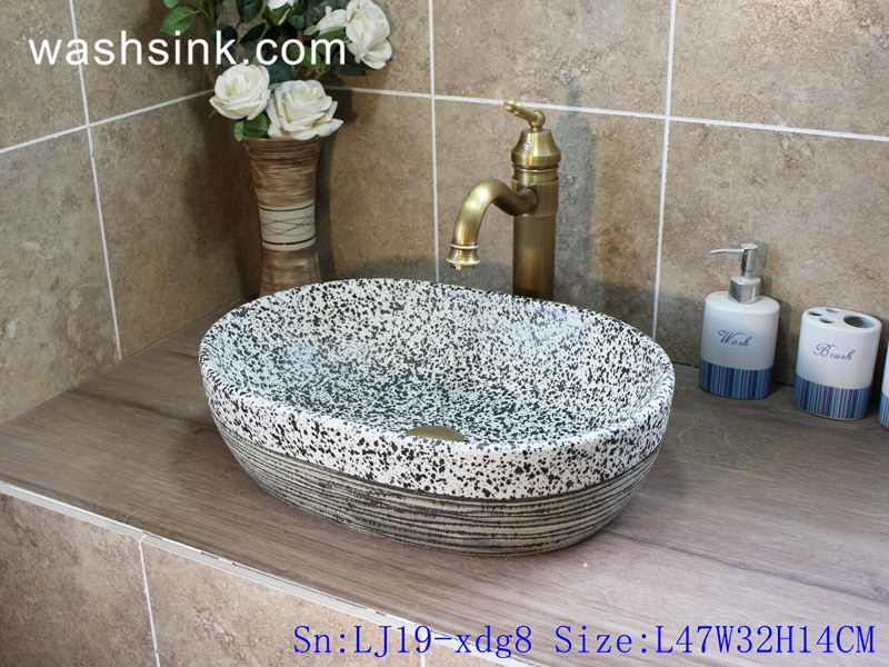 LJ19-xdg8 LJ19-xdg8     Marble color ceramic with hand carved stripe bottom lavabo - shengjiang  ceramic  factory   porcelain art hand basin wash sink