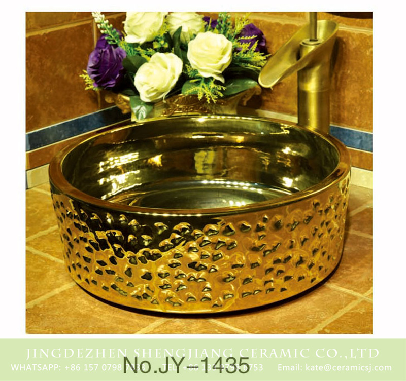 SJJY-1435-49金盆_08 Hand carved knife stroke surface gold ceramic sanitary ware      SJJY-1435-49 - shengjiang  ceramic  factory   porcelain art hand basin wash sink