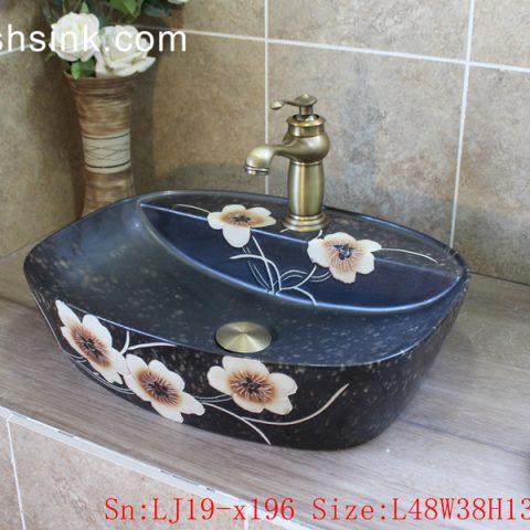 LJ19-x196      Arts and crafts  floral design porcelain sanitary ware