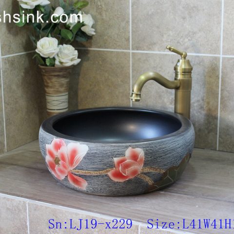 LJ19-x229     Exquisite hand carved lotus design porcelain wash bowl