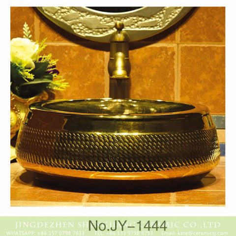 Hand carved ceramic gold sanitary ware      SJJY-1444-50