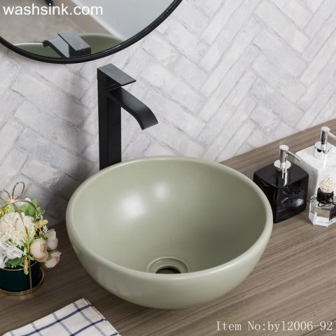 byl2006-92 Jingdezhen exquisite Matt light green ceramic washbasin